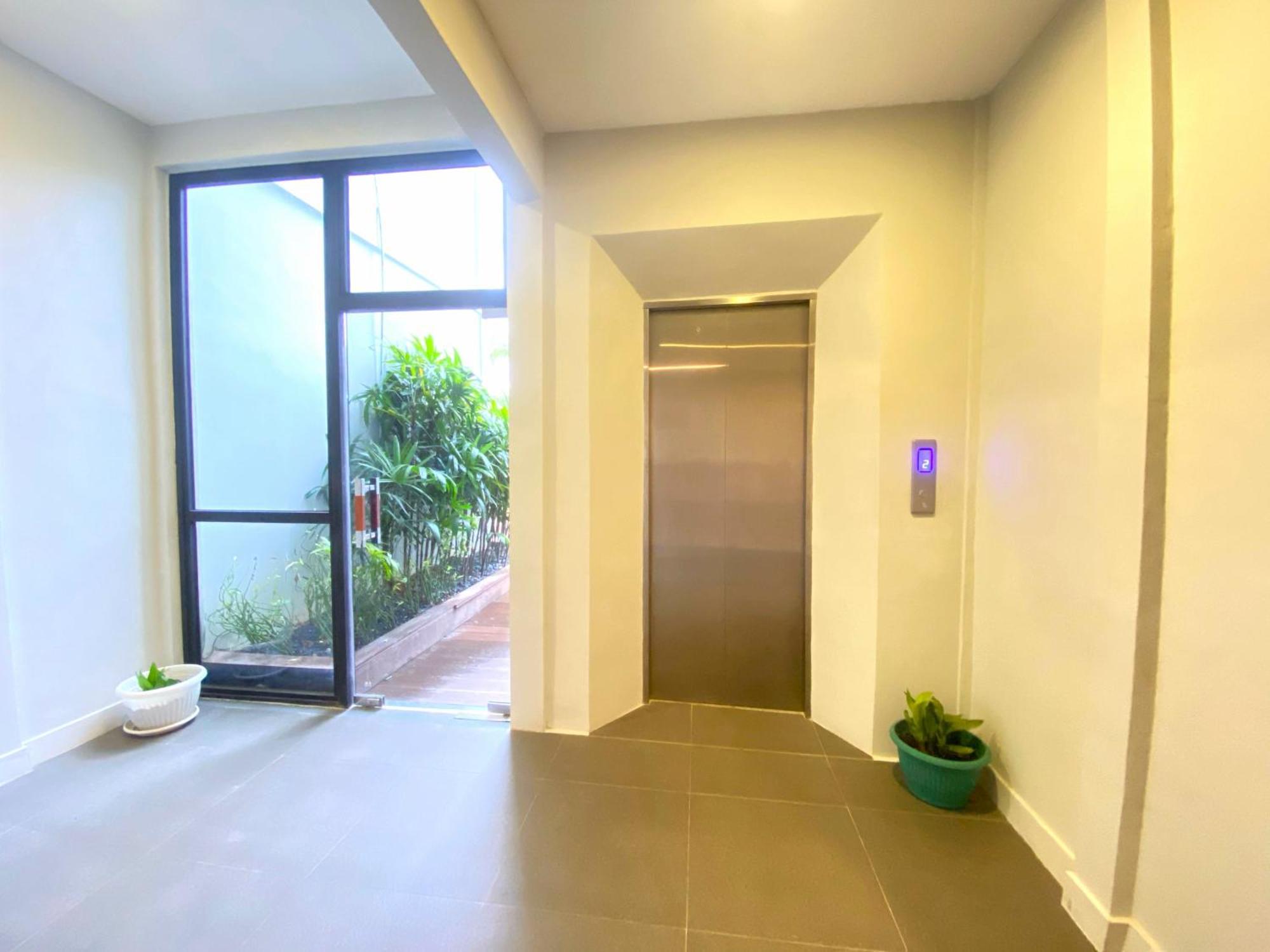 Onyx Hotel & Villa Tanjunguban エクステリア 写真